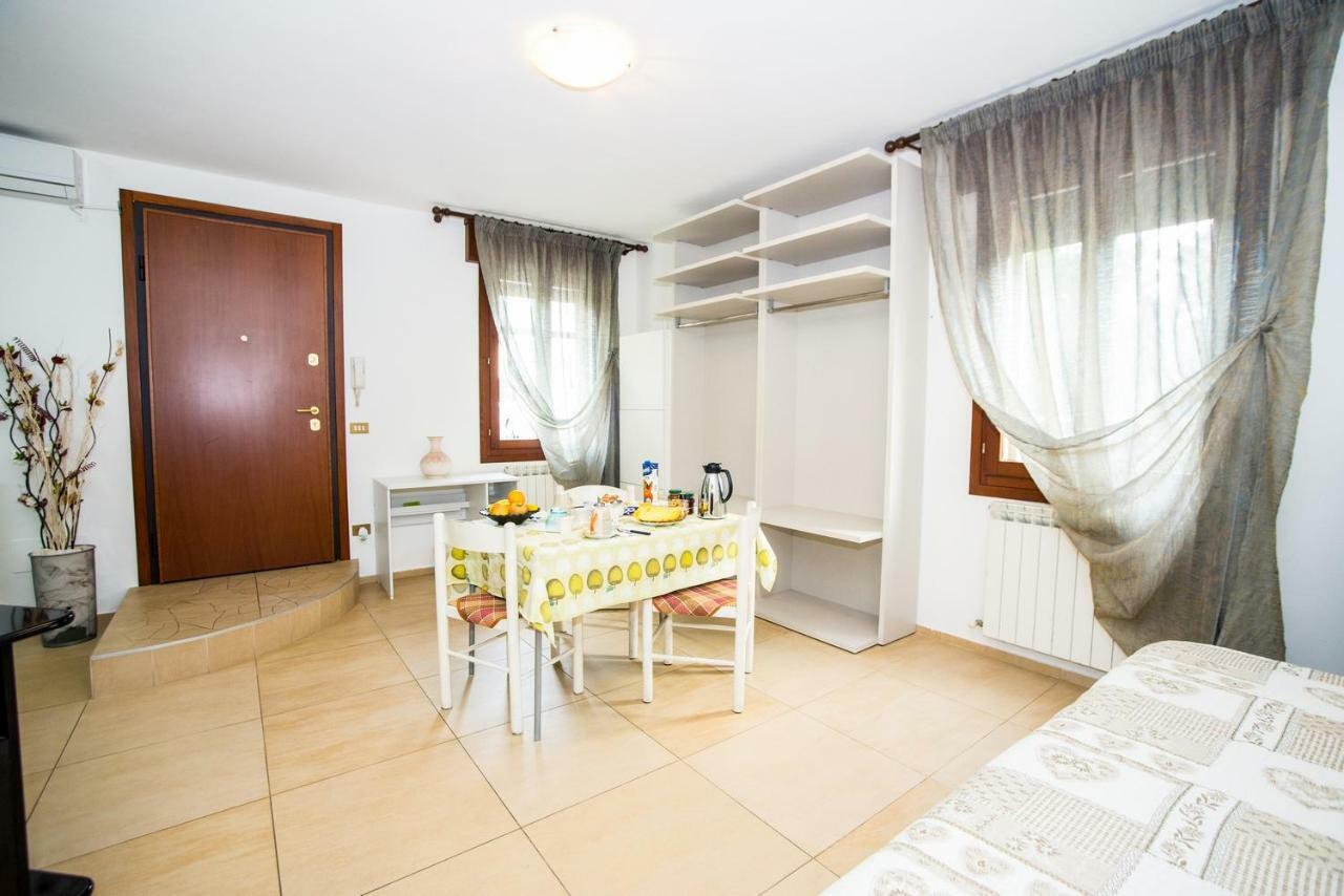Adria Bella Locazione Turistica Bed & Breakfast Ngoại thất bức ảnh